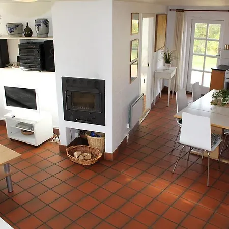 Five-bedroom Holiday Vestero With A Sauna 03 Semesterbostad